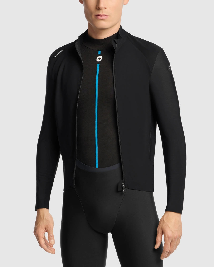 ENDURANCE THERMO BOOSTER(保温効果を高める為の、極薄フリース生地の中間着)
