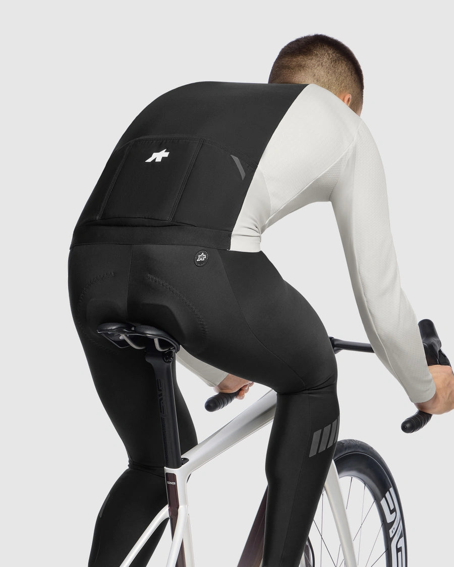 【新入荷】MILLE GT WINTER JACKET S11 EVO almond milk(標準的なスペックで、アソスの冬の定番的なウィンタージャケット)