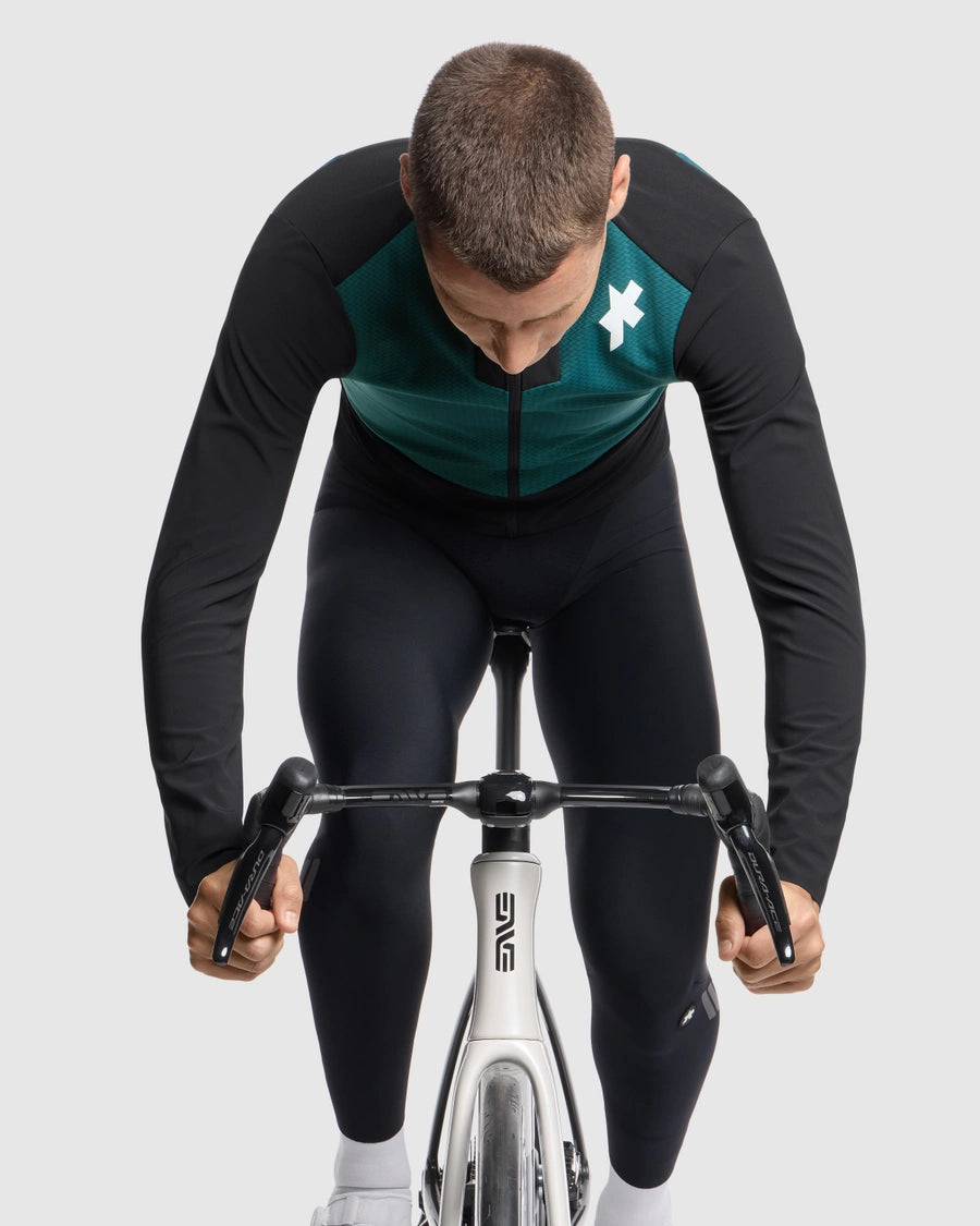 【新入荷】EQUIPE R WINTER JACKET S11 EVO deep petrol(軽くしなやかな新素材を纏った、高強度トレーニング向けウィンタージャケット)