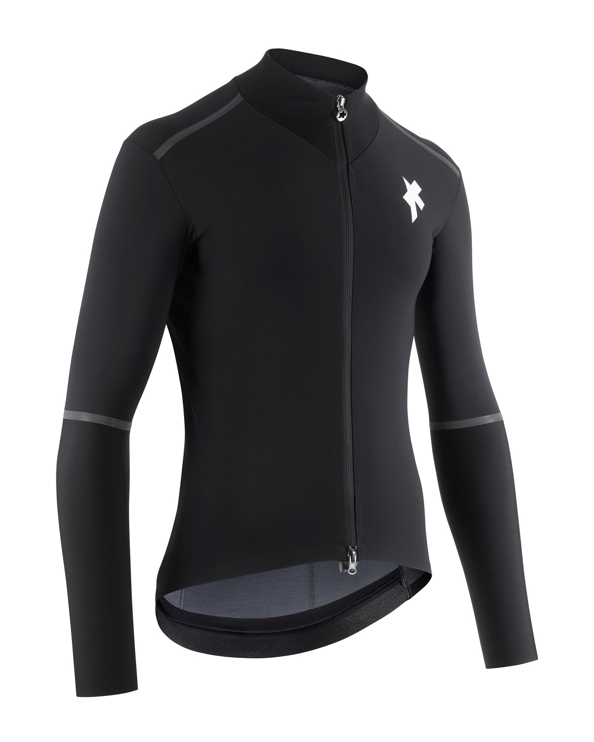 EQUIPE RS THERMO RAIN JACKET S11(単体でも、レイヤリングでも使える、防水性と保温性を備えたソフトシェル素材のジャケット)