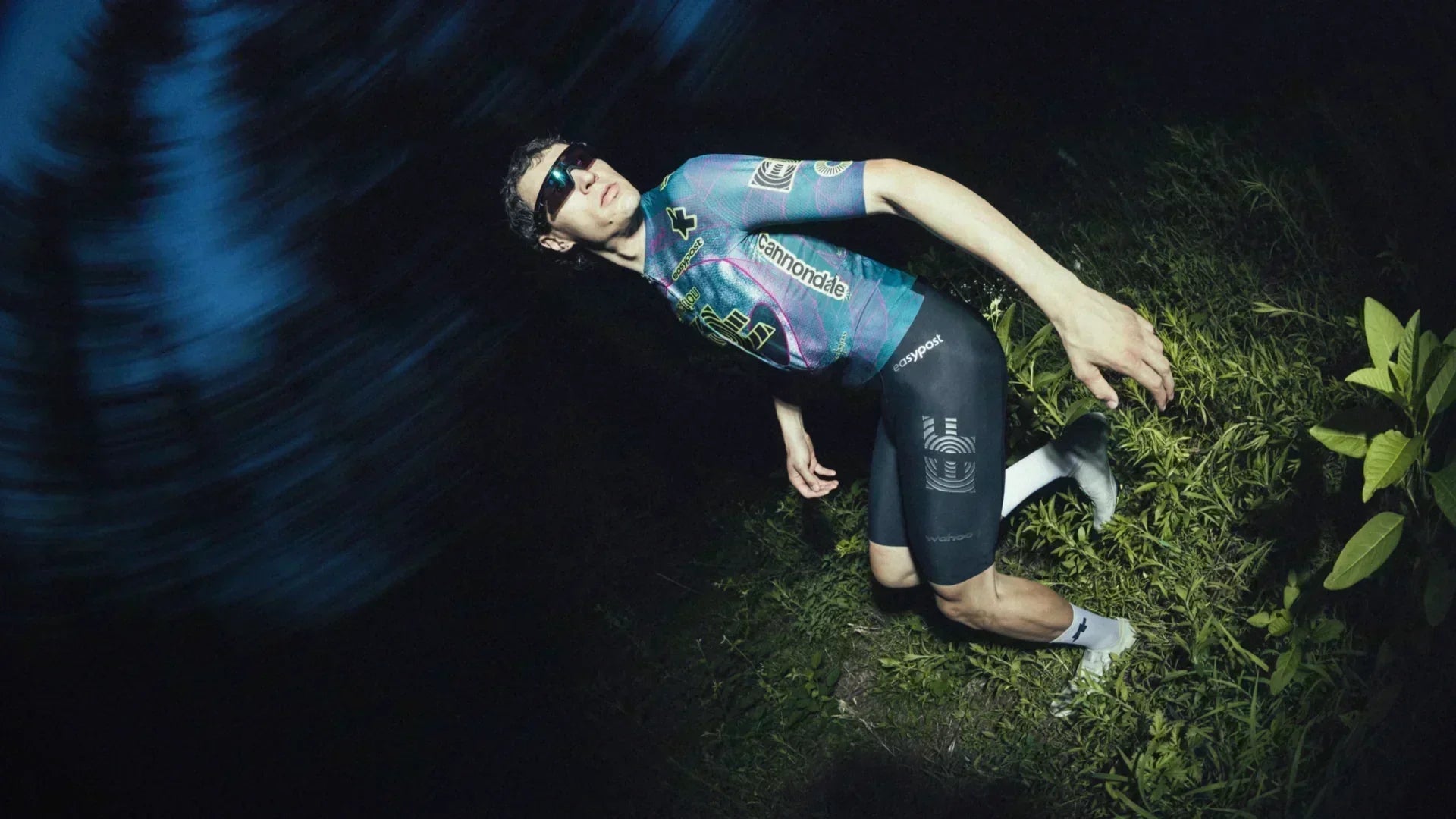 最終値下げassosアソス限定サイクルジャージFORTONI 夏の終わりの駆け込み入荷。「EF Pro Cycling × ASSOS」限定ジャージ