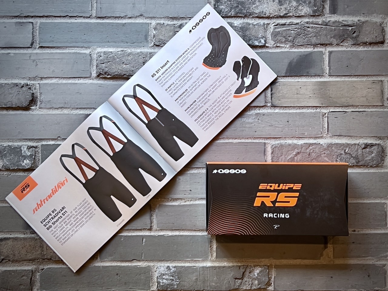 EQUIPE RS SCHTRADIVARI BIB SHORTS S11 が少量再入荷しました！