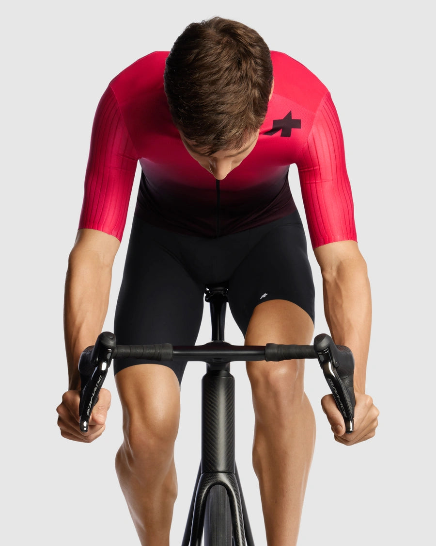 【ASSOS / アソス】EQUIPE RS SS JERSEY S11 lunar red（レーシング系 半袖ジャージ）