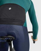 【OUTLET】2025 MILLE GT SPRING FALL LS JERSEY C2 foundation green（全体が柔らかなフリース生地の、秋向けの長袖ジャージ）
