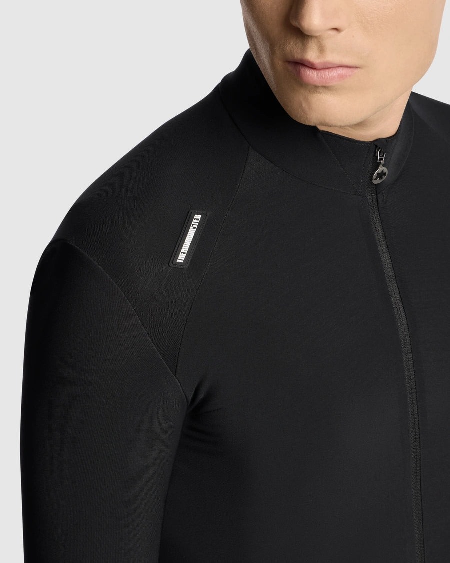 ENDURANCE THERMO BOOSTER（保温効果を高める為の、極薄フリース生地の中間着）