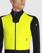 【OUTLET】2024 EQUIPE R "HABU" WINTER JACKET S11 optic yellow（全体的に軽やかながら、腕の暖かさをより強化したウィンタージャケット）