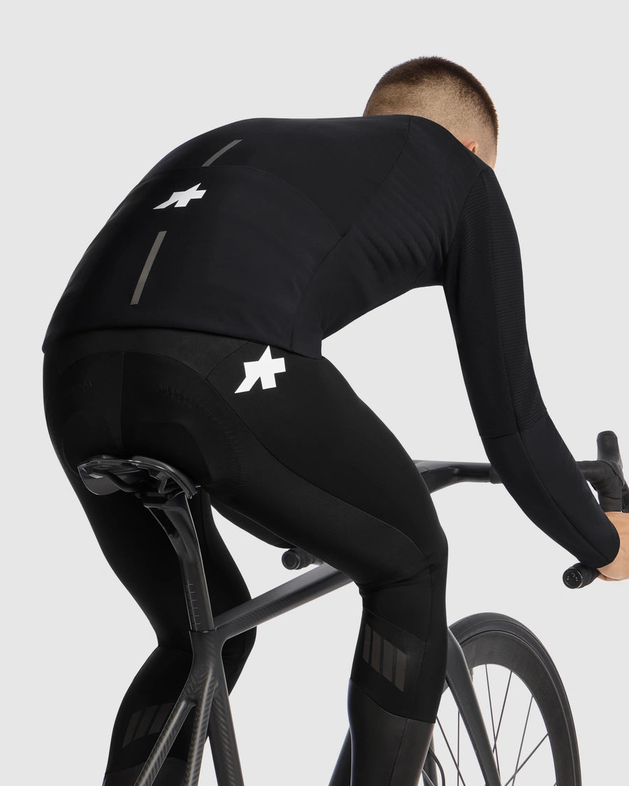 2025 EQUIPE RS "JOHDAH" ULTRAZ WINTER JACKET S11（胸部にインナージレを内蔵、真冬の山岳トレーニングでハイパフォーマンスを持続させる、厳冬向けジャケットの最高峰）