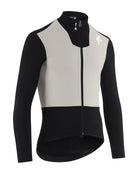 【新入荷】EQUIPE R WINTER JACKET S11 EVO almond milk（軽くしなやかな新素材を纏った、高強度トレーニング向けウィンタージャケット）