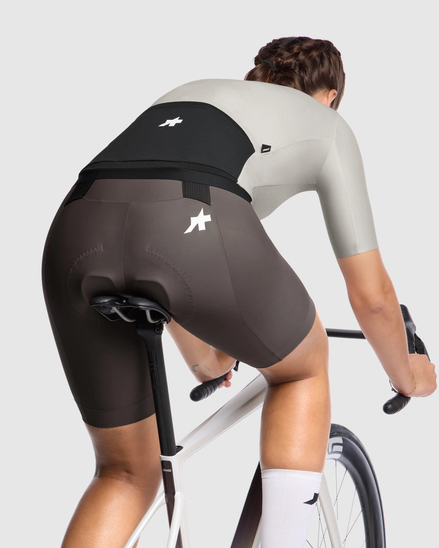 【OUTLET】2026 UMA GT JERSEY S11 EVO almond milk（レディース / 標準グレード / エンデュランス 半袖ジャージ）/ Mサイズ 1点限り