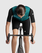 【OUTLET】2025 UMA GT WIND VEST C2 foundation green（レディース 極薄・超軽量でコンパクトに収納できるウィンドベスト）