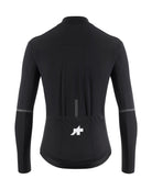 EQUIPE RS THERMO RAIN JACKET S11（単体でも、レイヤリングでも使える、防水性と保温性を備えたソフトシェル素材のジャケット）