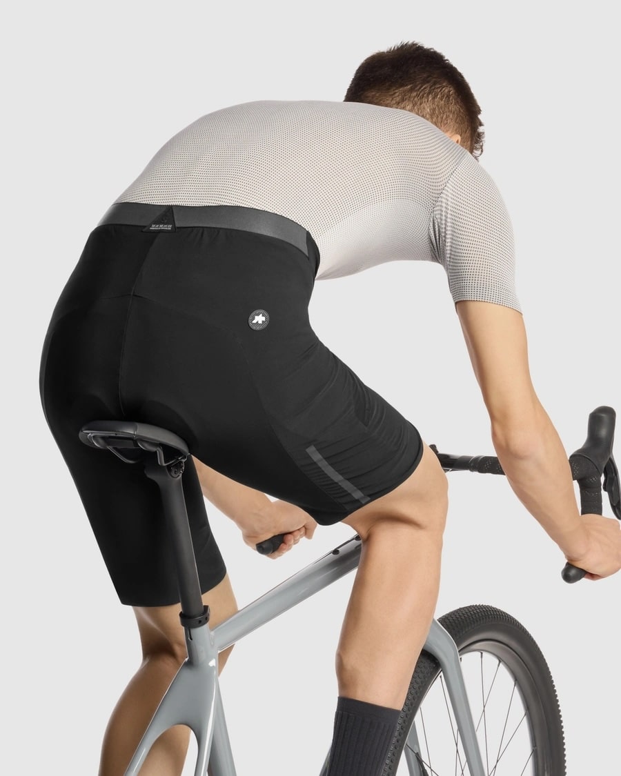 【ASSOS × MAMMUT】TACTICA CARGO SHORTS T3（オフロード オーバーショーツ）