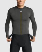 SPRING FALL LS SKIN LAYER P1（極薄の保温素材を使用することで対応温度域の広い、秋向けの長袖インナー）