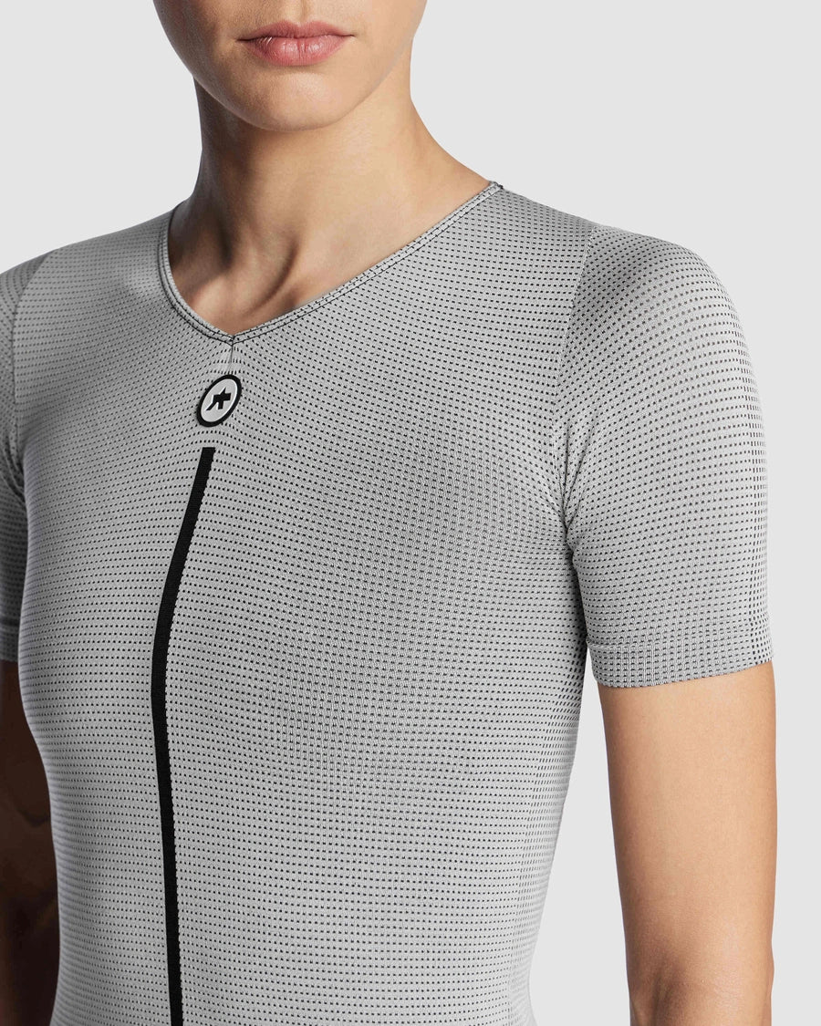 【OUTLET】2025 WOMEN'S V-NECK / SUMMER SS SKIN LAYER P1（さらっと自然な着心地の、夏向け 半袖インナー）/ 0サイズ限り