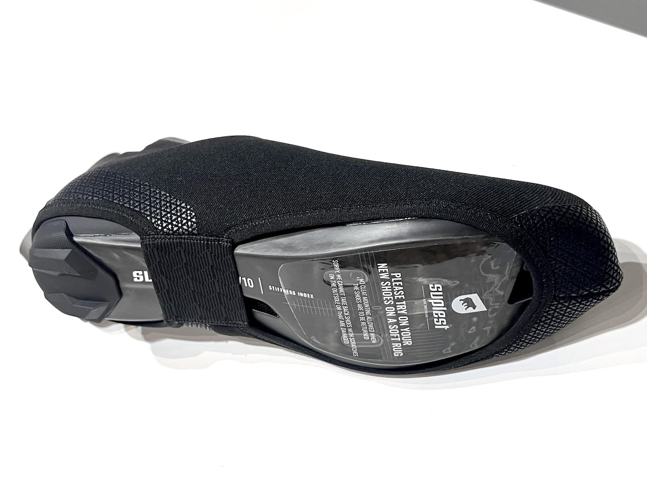 ASSOS（アソスの）ウィンター シューズカバーやトゥーカバー、エアロ