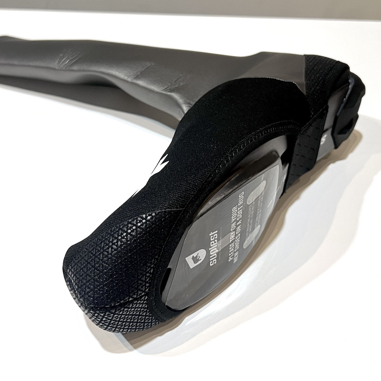 ASSOS（アソスの）ウィンター シューズカバーやトゥーカバー、エアロ