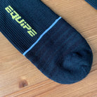 EQUIPE SPRING FALL SOCKS P1（シャリッと乾いた素材感が特徴の、僅かな保温性を持つ春秋向けレーシングソックス）