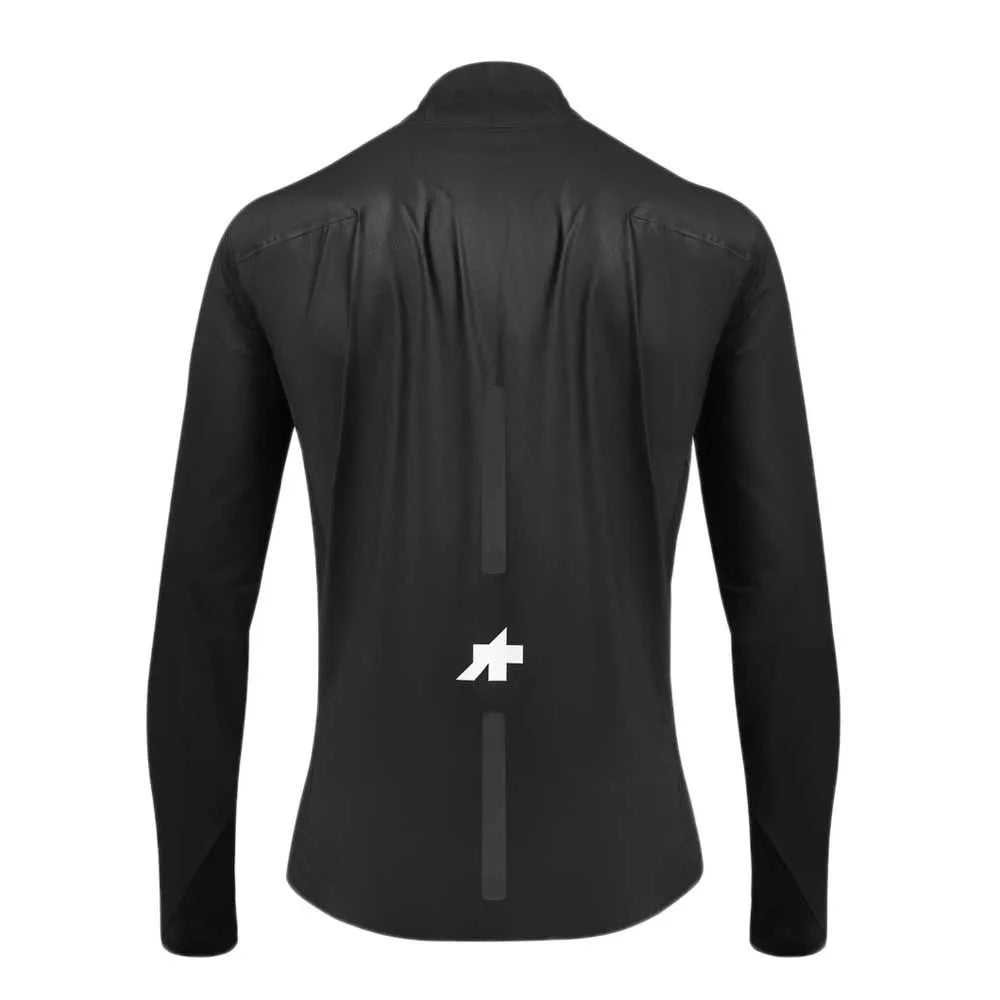 【新商品】EQUIPE RS SCHLOSSHUND RAIN JACKET S11（台風レベルの強雨に耐える防水性を有し、着ていることを感じさせない超軽量レインシェルジャケット）