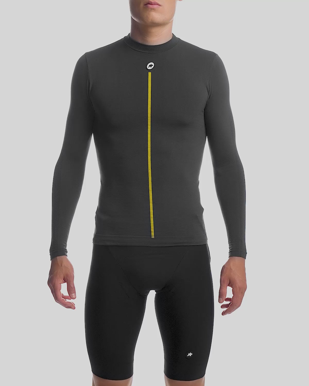 SPRING FALL LS SKIN LAYER P1（極薄の保温素材を使用することで対応温度域の広い、秋向けの長袖インナー）