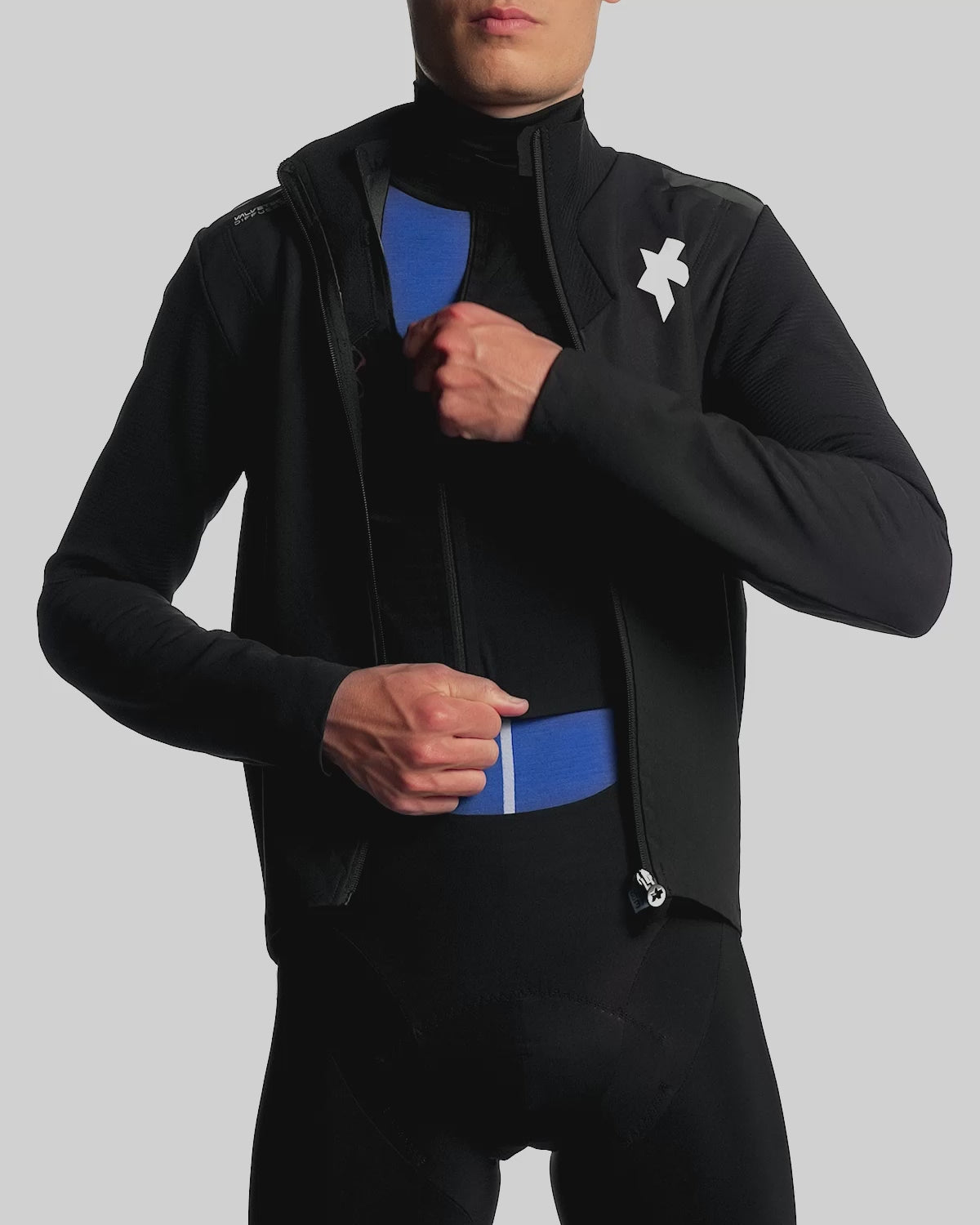 2025 EQUIPE RS "JOHDAH" ULTRAZ WINTER JACKET S11（胸部にインナージレを内蔵、真冬の山岳トレーニングでハイパフォーマンスを持続させる、厳冬向けジャケットの最高峰）
