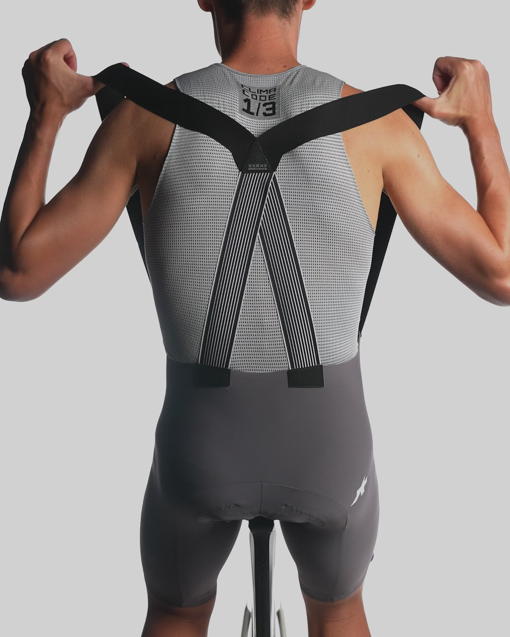 EQUIPE R BIB SHORTS S11 robust grey（レーシング ビブショーツ