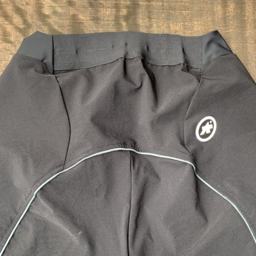 【ASSOS / アソス】WOMEN'S TRAIL CARGO SHORTS black（レディース オフロード系 オーバーショーツ）