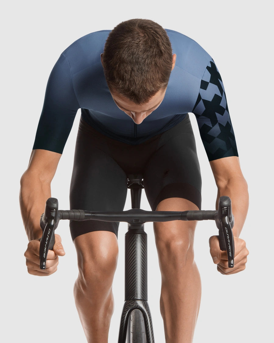 SALE【ASSOS / アソス】EQUIPE RS JERSEY TARGA wulf grey（レーシング系 半袖ジャージ）