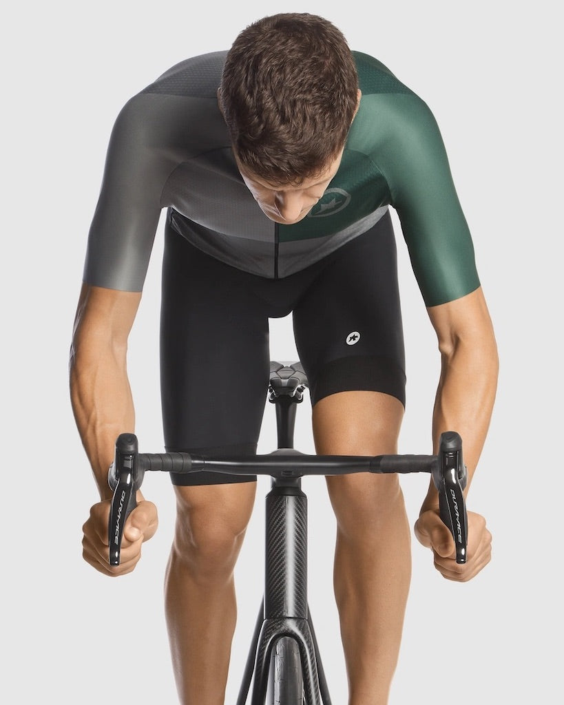 SALE【ASSOS / アソス】MILLE GT SS JERSEY C2 EVO STAHLSTERN grenade green（コンフォート系 半袖ジャージ）