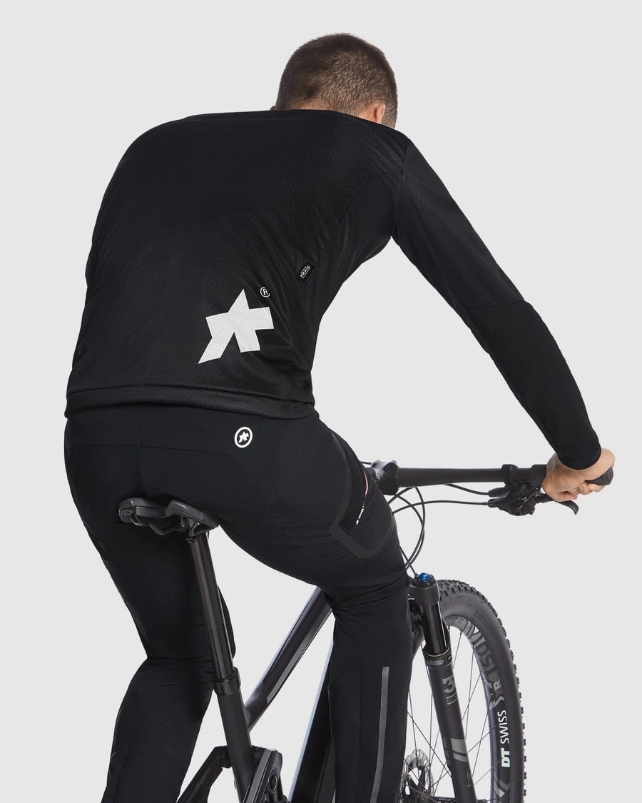 SALE【ASSOS / アソス】TRAIL LS JERSEY T3 black（オールマウンテン 長袖ジャージ）