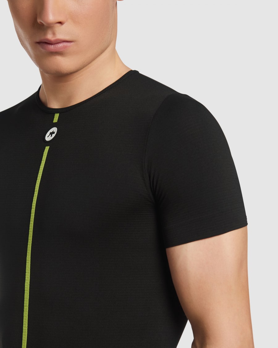 春のコレクション ASSOS 【月末セール】未使用 アソス 半袖インナー 春のコレクション ASSOS 【月末セール】未使用 アソス 半袖インナー