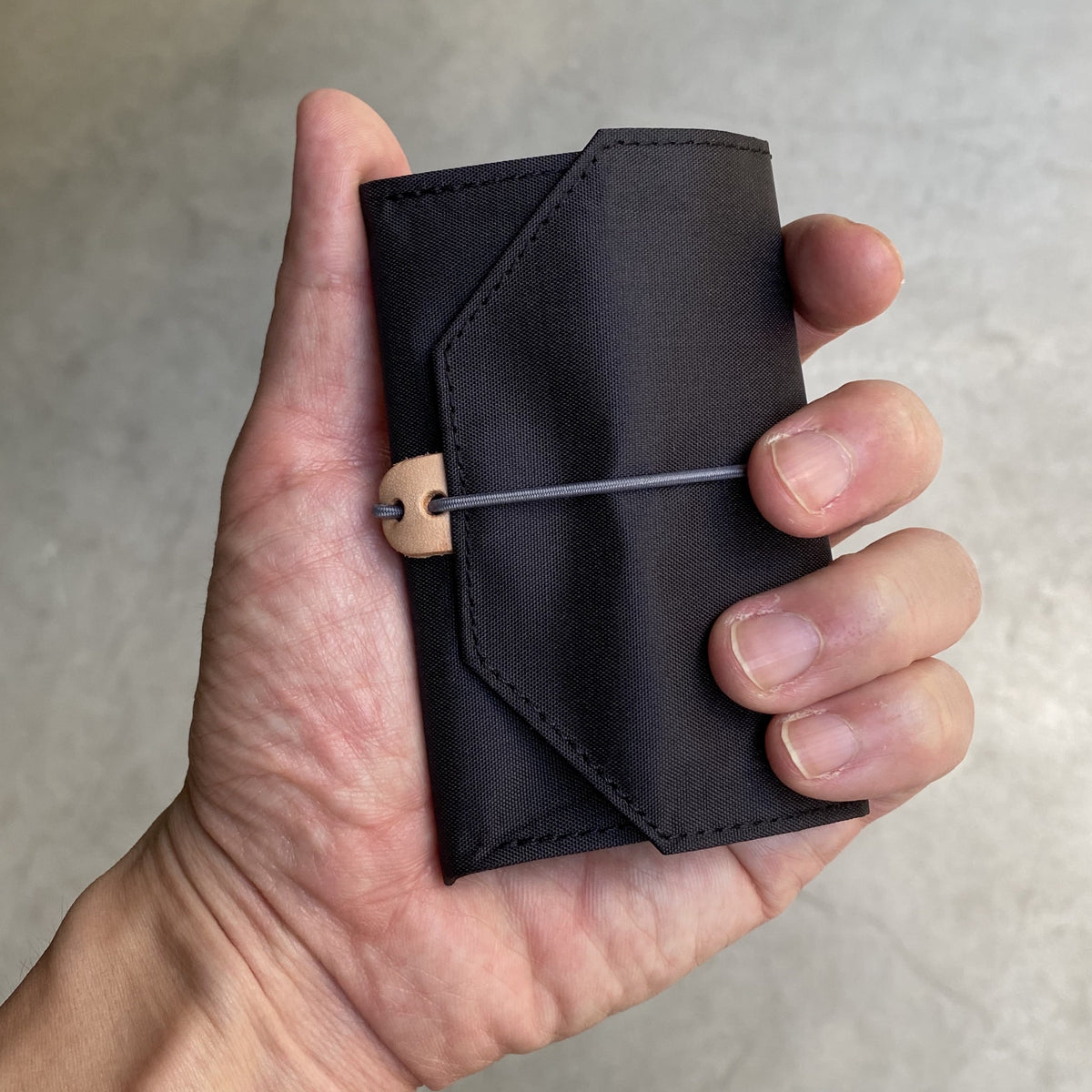 【SO FAR SO GOOD / ソーファー・ソーグッド】WALTZ DX DYNEEMA COMPOSITE FABRIC black（スモールウォレット）
